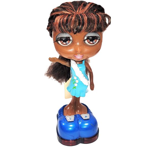 9" Vintage 1999 "TIA" Interactive Talking Diva Starz Doll W/Dog, Outfits & More - Picture 8 of 11